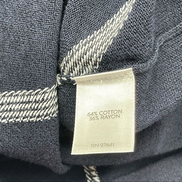 NWT J. Jill Navy/Cream Diagonal Stripe Crew Neck Top Size Small - Picture 10 of 11